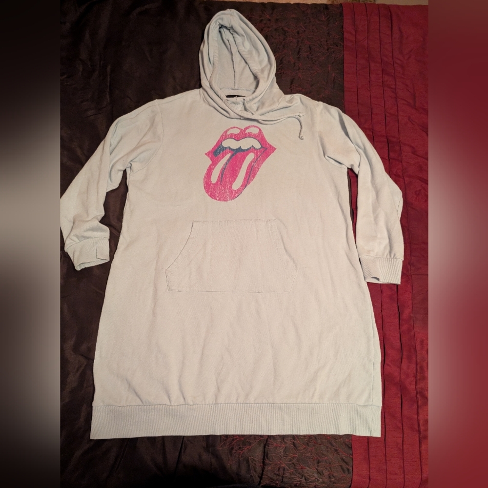Torrid Baby Blue Rolling Stones Graphic Women's Hoodie Size 2